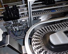 塑料鏈板的高強(qiáng)度與低摩擦系數(shù)特點是什么？